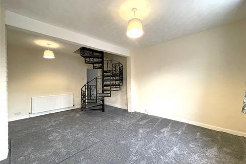 2 bedroom terraced house to rent, Frome Road, Trowbridge