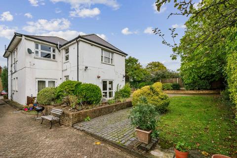 2 bedroom apartment for sale, Wales Avenue, Carshalton SM5