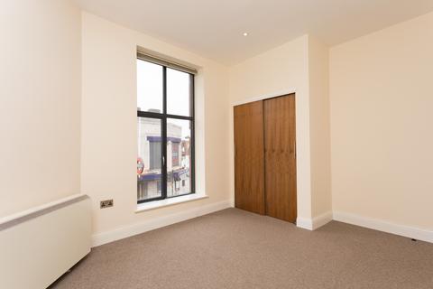 2 bedroom apartment to rent, Trinity Road, London SW17