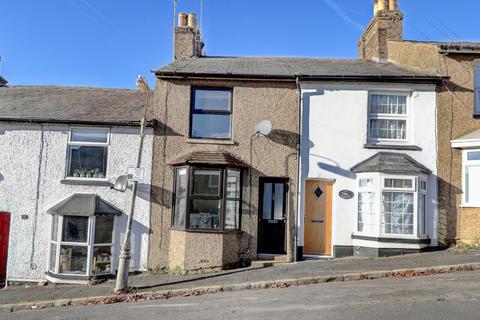 2 bedroom terraced house to rent, Queen Street, Buckinghamshire HP13