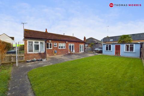 3 bedroom bungalow for sale, The Highway, St. Neots PE19