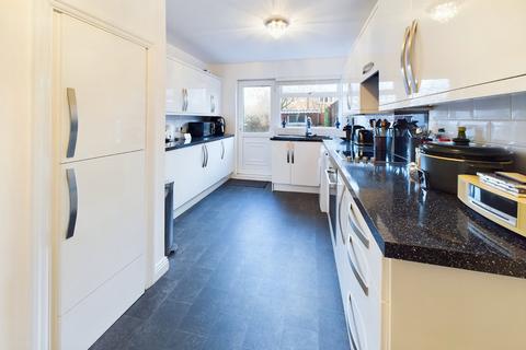 49 Clyde Avenue, Hebburn, NE31 2JW