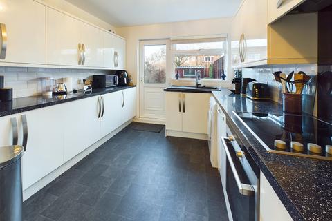 49 Clyde Avenue, Hebburn, NE31 2JW