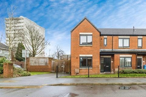 3 bedroom end of terrace house for sale, John Hogan V C Road, Greater Manchester M40