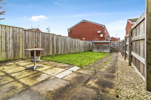 2 bedroom terraced house for sale, Plymouth View, Manchester M13