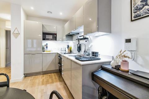 2 bedroom apartment for sale, Lockgate Mews, Manchester M4