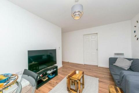 2 bedroom apartment to rent, Prospect Mews, Leeds LS27