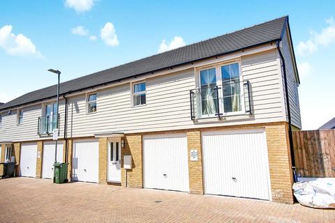 2 bedroom flat to rent, Peary Mead, Dartford DA1