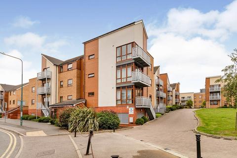 2 bedroom flat to rent, Serenity Court, Greenhithe DA9