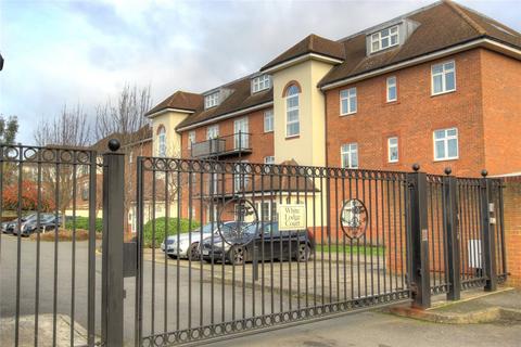 3 bedroom flat for sale, Staines Road East, Middlesex TW16