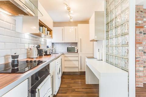 undefined, Oak Tree Court, West Yorkshire WF1