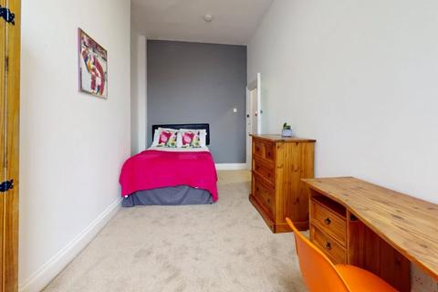 5 bedroom flat to rent, Greenbank Terrace, Plymouth PL4