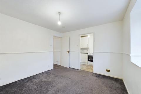 1 bedroom flat for sale, Rushdon Close, Romford RM1