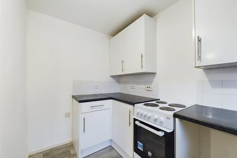 1 bedroom flat for sale, Rushdon Close, Romford RM1