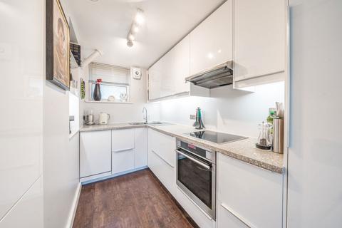 2 bedroom flat for sale, Kennington Park Road, London SE11