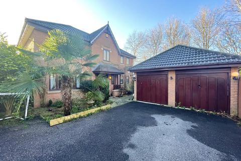 4 bedroom detached house for sale, Juno Way, Rushey Platt, Swindon