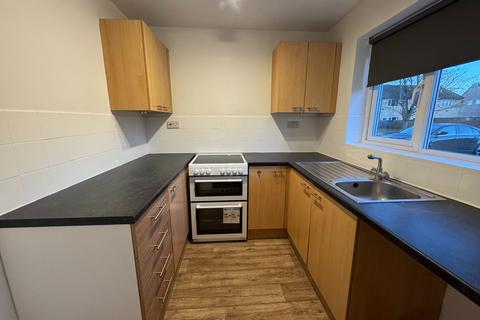 2 bedroom end of terrace house to rent, Peterborough PE4