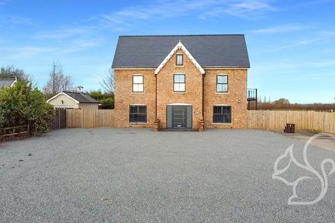 4 bedroom detached house for sale, East Mersea Road, West Mersea CO5