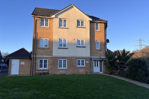 Elsanta Crescent, Fareham PO14