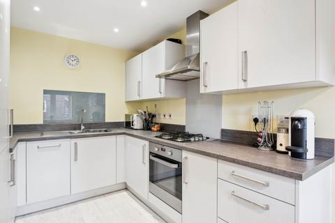 4 bedroom end of terrace house for sale, Tun Furlong, Pitstone