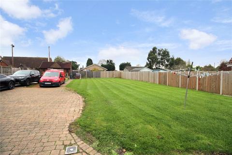 5 bedroom detached house for sale, Normanston Drive, Oulton Broad, Lowestoft, Suffolk, NR32