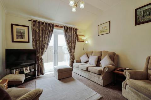 3 bedroom detached bungalow for sale, De Mowbray Court, Askham Richard, York, YO23 3PX