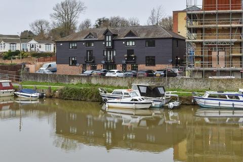 3 bedroom end of terrace house for sale, Farleigh Bridge, East Farleigh, Maidstone, Kent