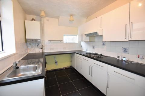 2 bedroom terraced house to rent, Eastfield Road, Southsea PO4