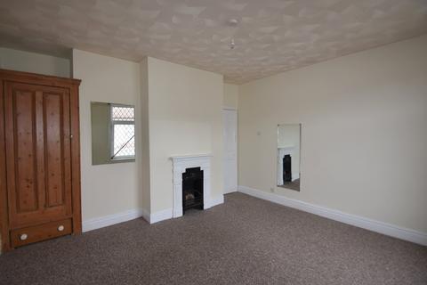 2 bedroom terraced house to rent, Eastfield Road, Southsea PO4