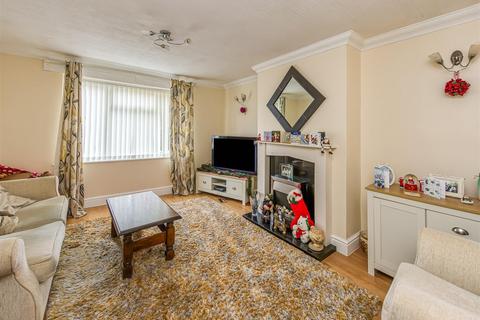 1 bedroom flat for sale, 11 Lamb Crescent, Wombourne