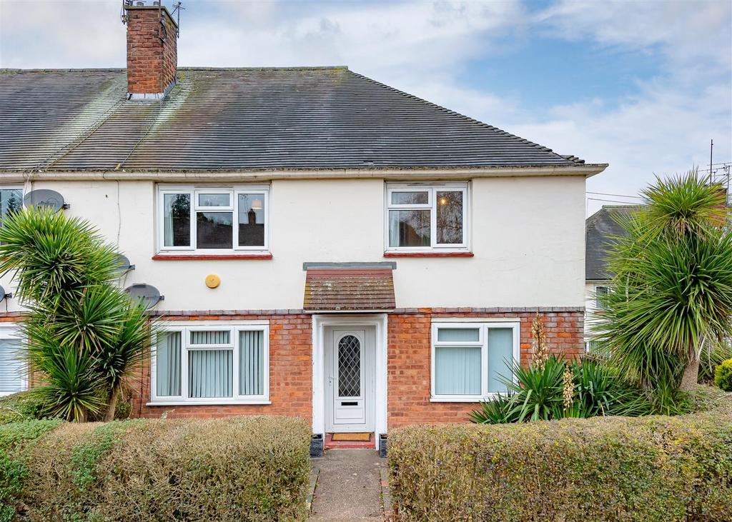 11 Lamb Crescent-Front.jpg