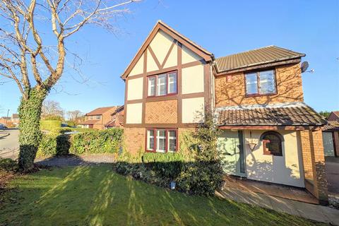 4 bedroom detached house for sale, Batterbee Court, Haslington, Crewe