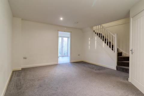 3 bedroom terraced house to rent, Coate, Swindon