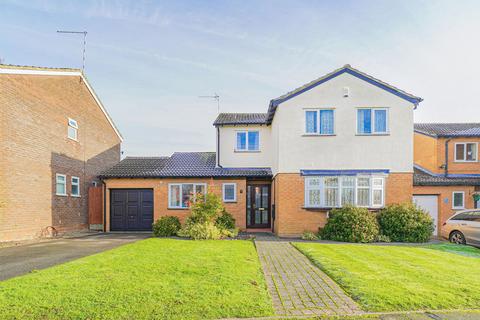 4 bedroom detached house for sale, Bradley Croft, Balsall Common, CV7