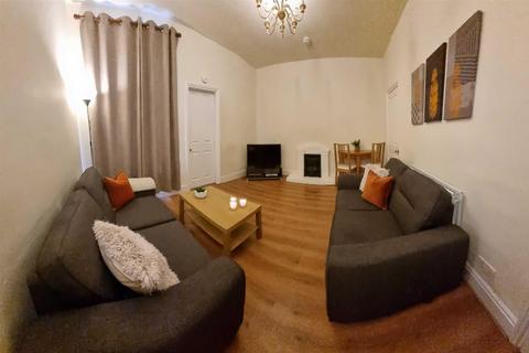 4 bedroom semi-detached house to rent, Springvale Road, Sheffield