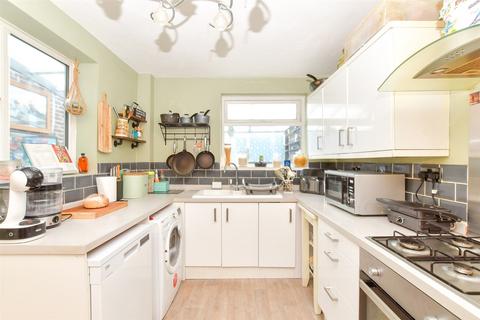 3 bedroom terraced house for sale, Folkestone Road, Baffins, Portsmouth, Hampshire