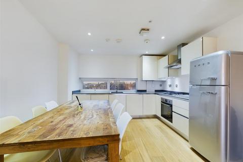 3 bedroom apartment to rent, 9 Cresset Road, London E9