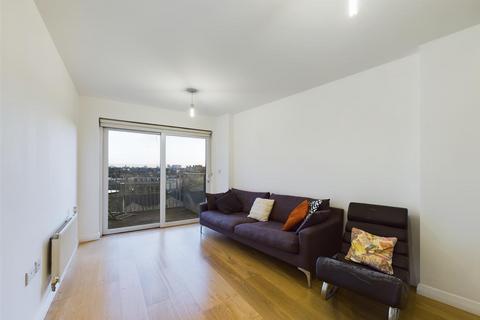 3 bedroom apartment to rent, 9 Cresset Road, London E9