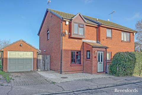 Benton Close, Witham, CM8