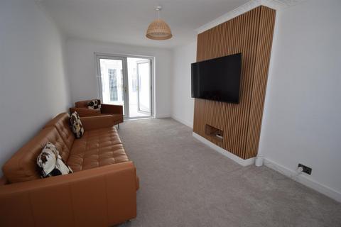 2 bedroom end of terrace house for sale, Hardy Avenue, South Shields