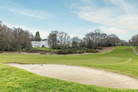 3 bedroom flat for sale, Dormy House, Wentworth Estate, Virginia Water.