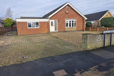 3 bedroom detached bungalow for sale, Valley Drive, Hull HU10