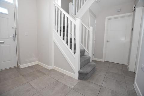 4 bedroom detached house to rent, Hunters Walk, Town Centre, Chesterfield