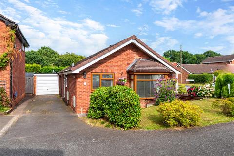 2 bedroom detached bungalow for sale, Fulmar Crescent, Kidderminster