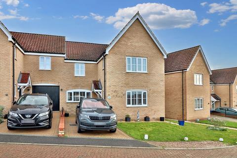 3 bedroom semi-detached house for sale, Sarah Rand Road, Hadleigh, IP7