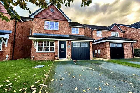 4 bedroom detached house for sale, Becconsall Gardens, Hesketh Bank, Preston