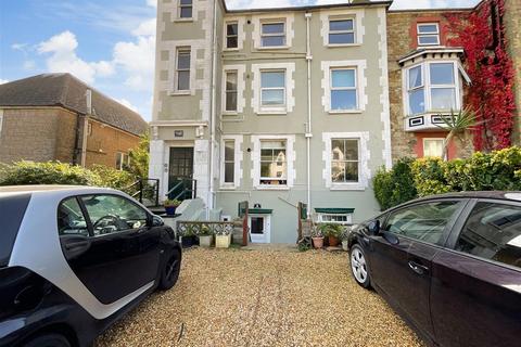 2 bedroom ground floor flat for sale, Grove Road, Ventnor, Isle of Wight