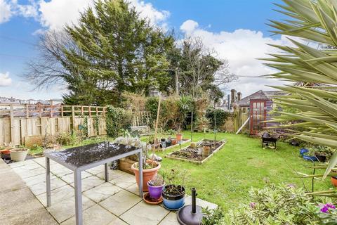 2 bedroom ground floor flat for sale, Grove Road, Ventnor, Isle of Wight