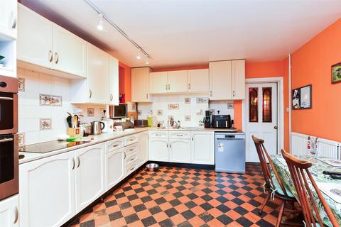 4 bedroom character property for sale, Turners Hill Road, East Grinstead, West Sussex