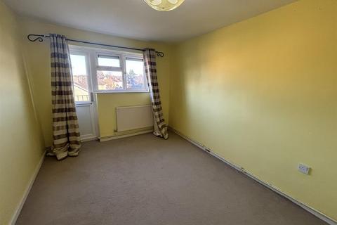 2 bedroom apartment for sale, Dickens Avenue, Corsham SN13